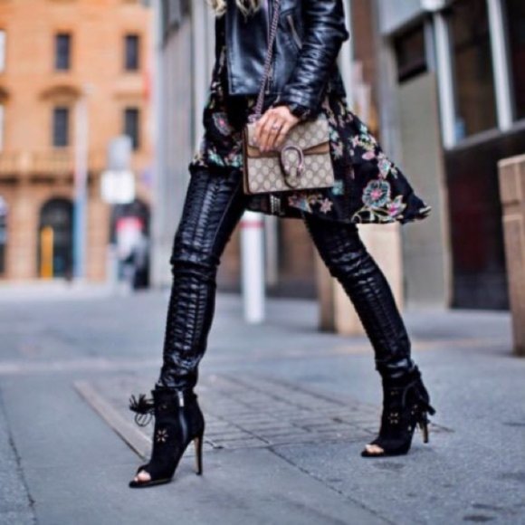 Blank NYC Embroidered Stitch Leather Pant NWOT - Picture 5 of 9